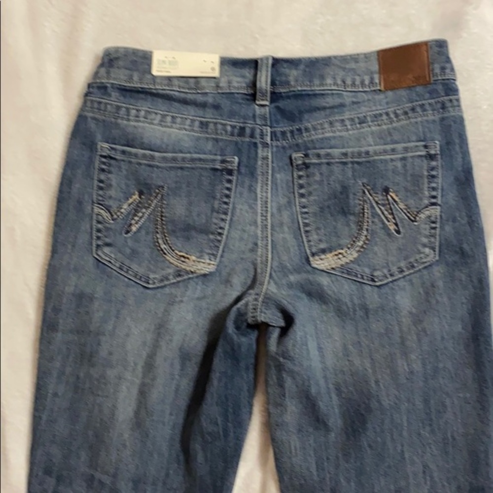 Maurices Slim Boot Cut Women’s Jeans - Picture 6 of 9